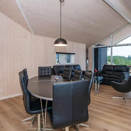 Feriehus 8 Person In Henne